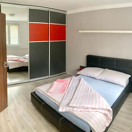 Byt Marie 10Min To The Square Чешка Будьовица Екстериор снимка